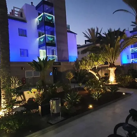 Cozy & Confortable Junior By Bristo Sunset # Good Wifi, Terrace And Pool 아파트 코라레호