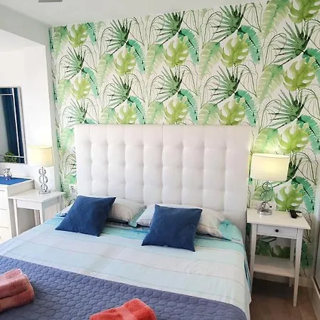 아파트 Cozy & Confortable Junior By Bristo Sunset # Good Wifi, Terrace And Pool 코라레호