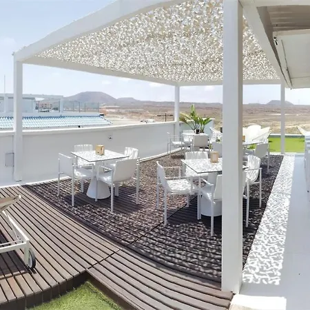 Cozy & Confortable Junior By Bristo Sunset # Good Wifi, Terrace And Pool 아파트