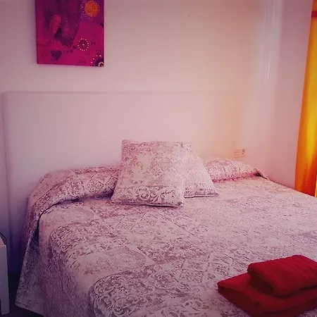 Cozy & Confortable Junior By Bristo Sunset # Good Wifi, Terrace And Pool